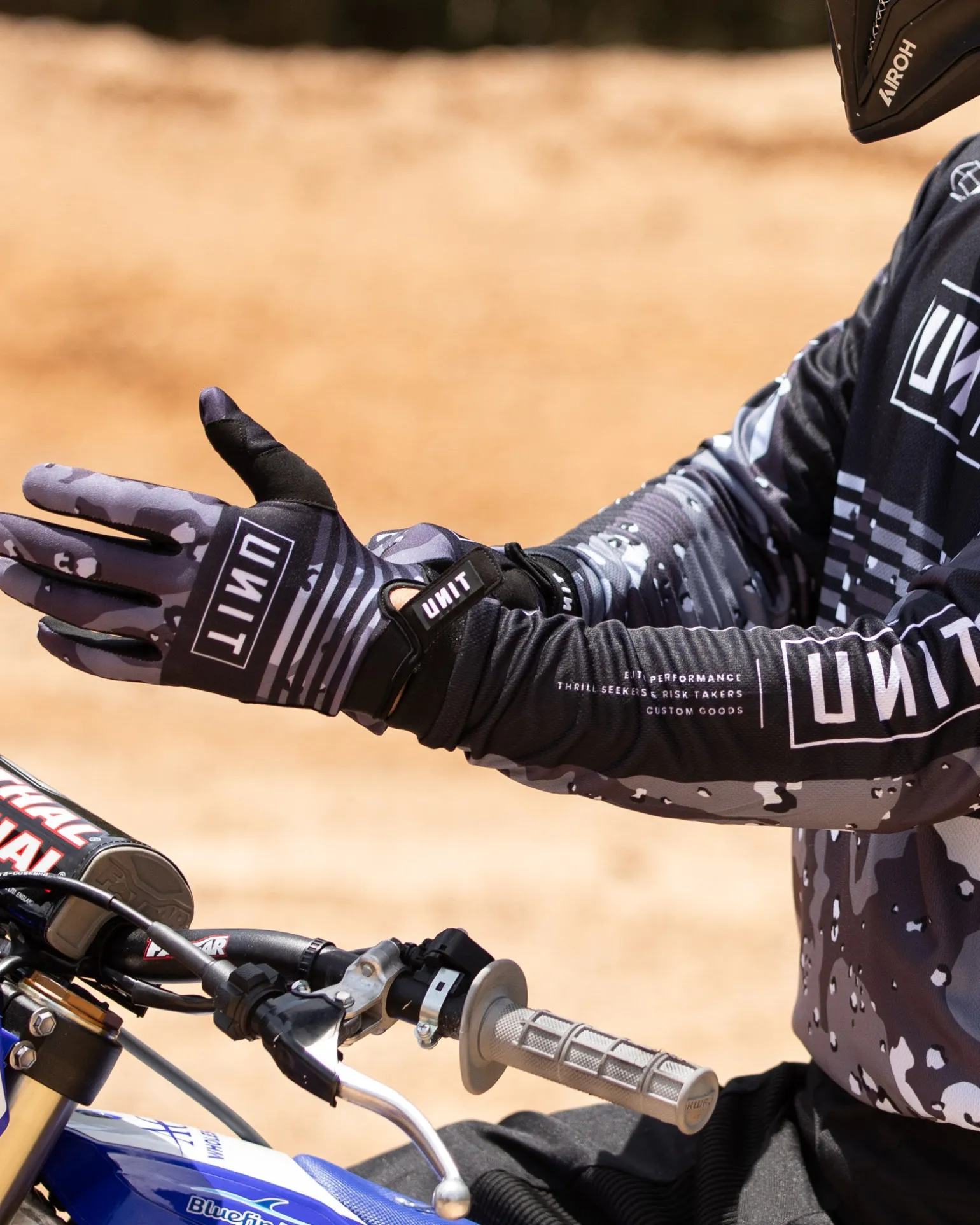 UNIT Arcade Mens Riding Gloves-Unit Clothing Clearance