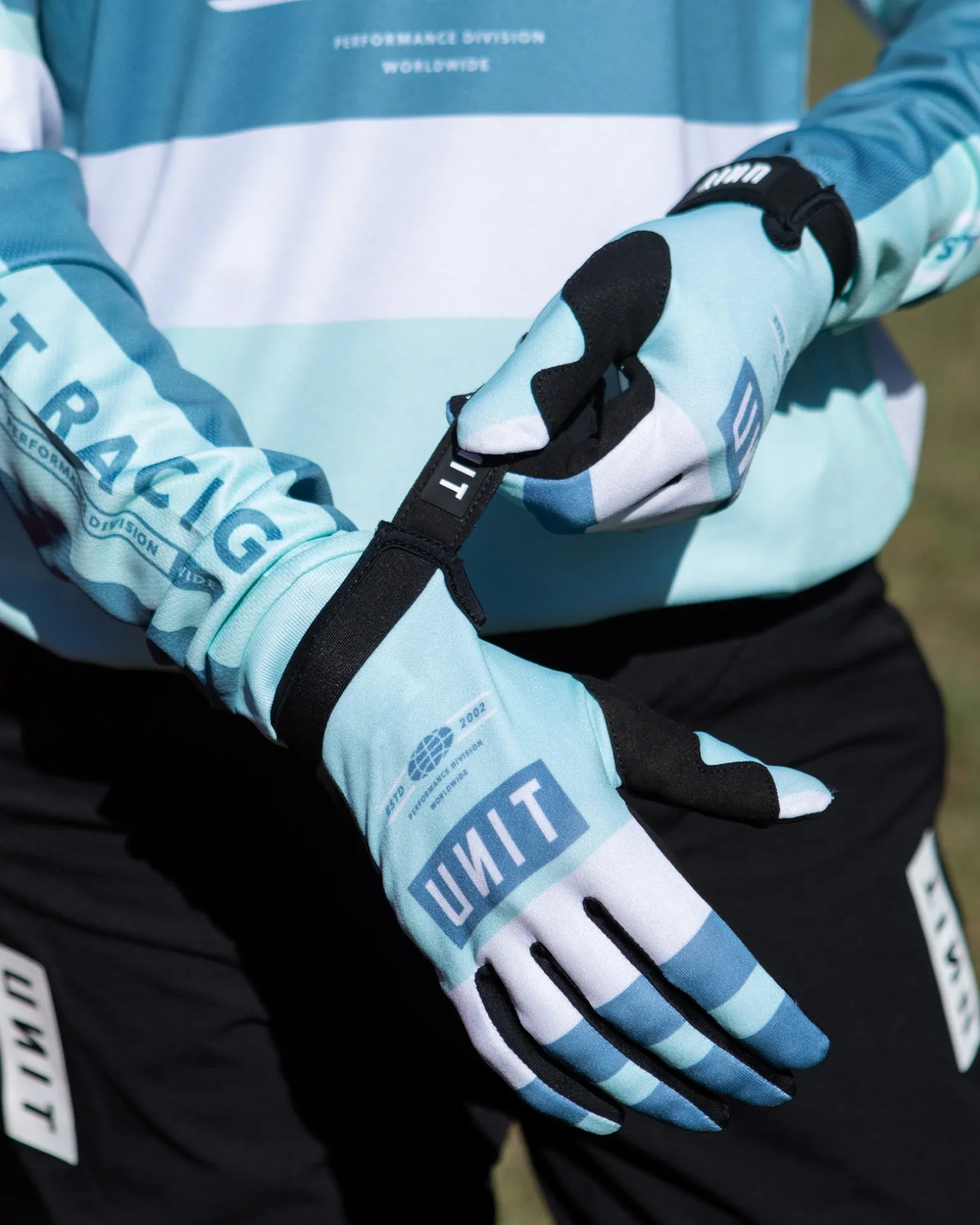 UNIT Lagoon Mens Riding Gloves-Unit Clothing Outlet