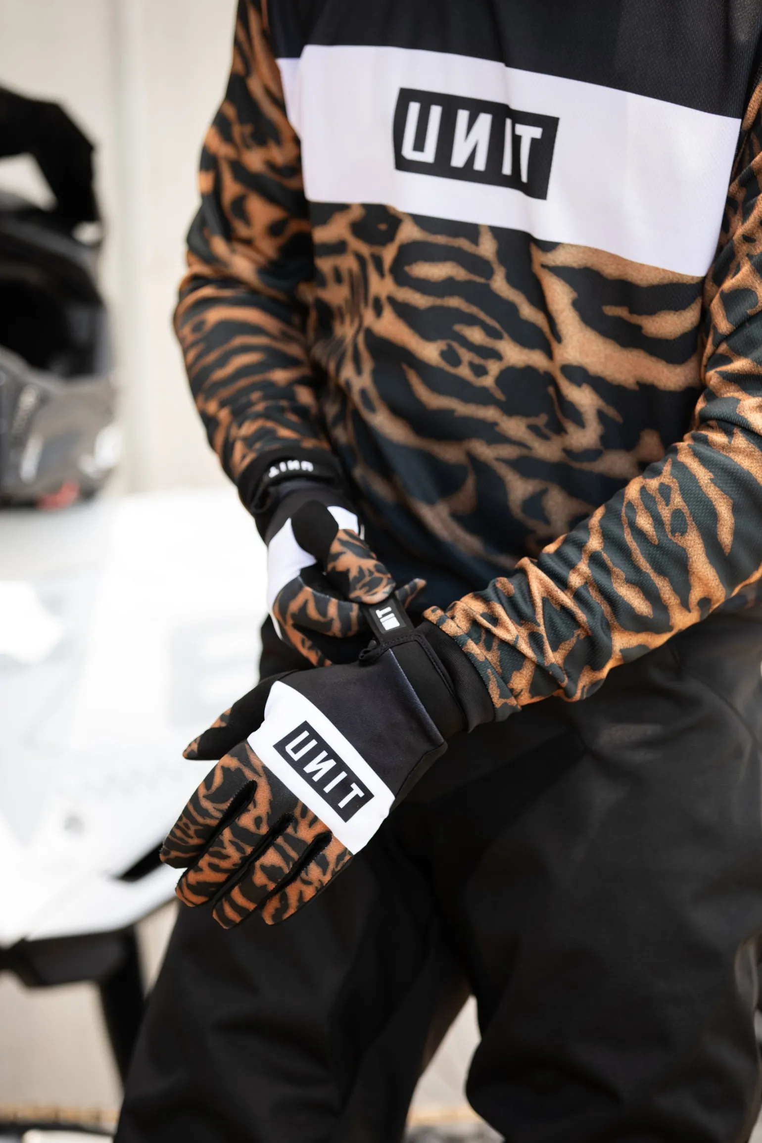 UNIT Trap Gloves-Unit Clothing Clearance